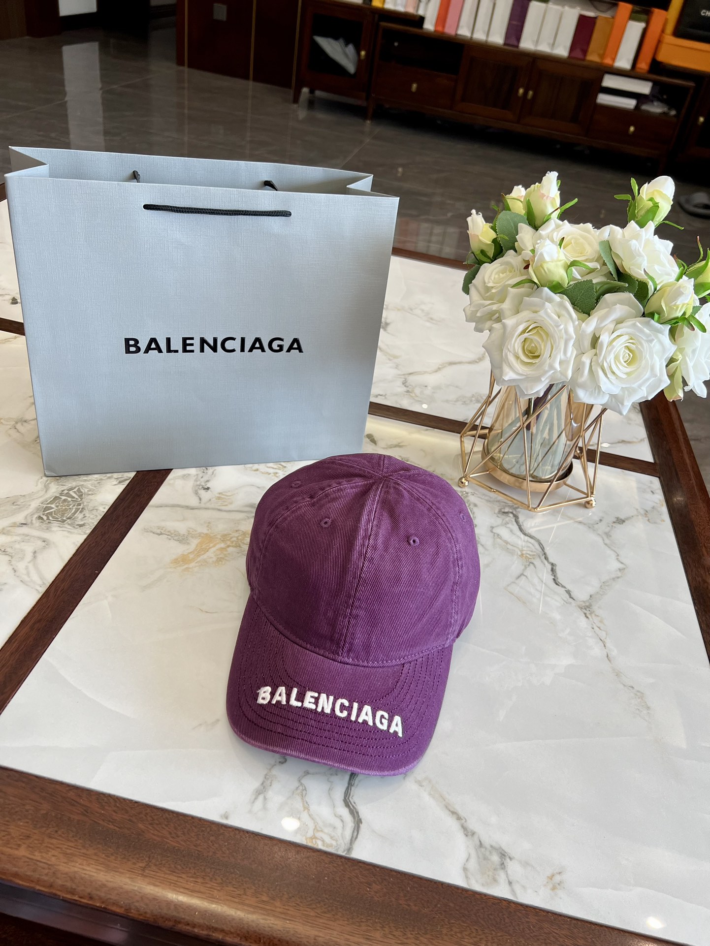 balenciaga  hat model 30